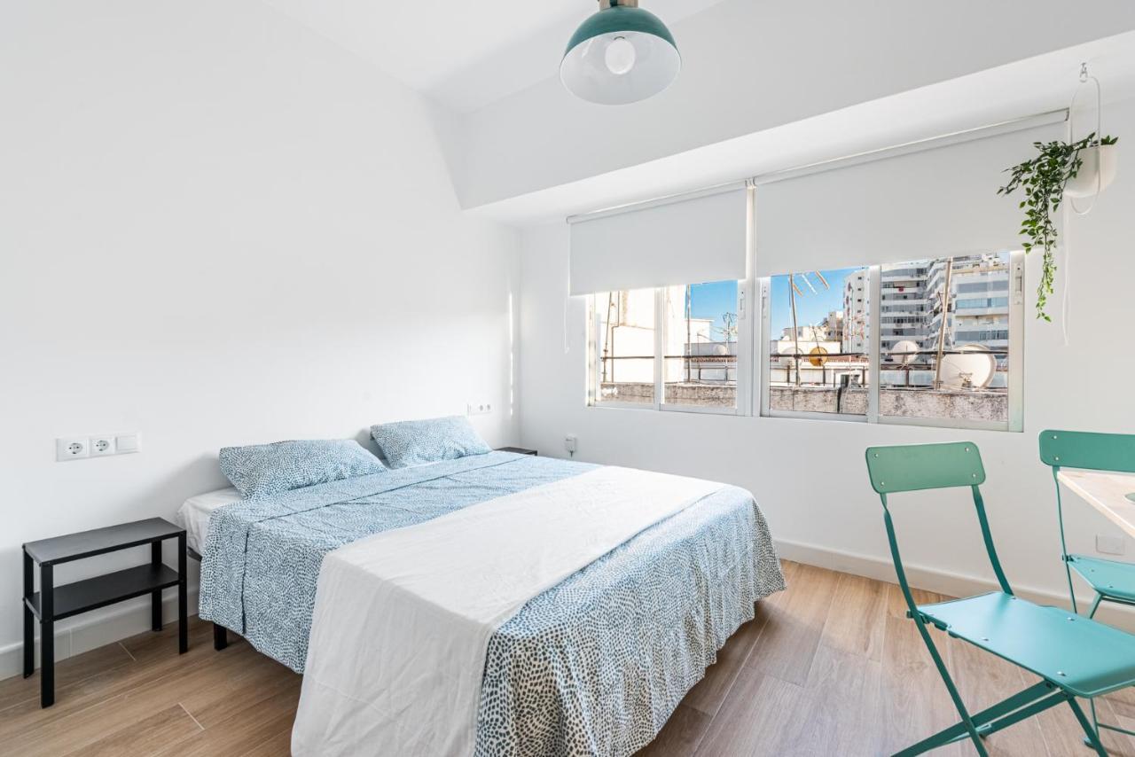 Nogalera Stonewall Apartment Torremolinos Luaran gambar